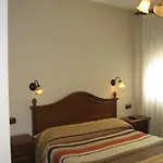 Granada Gæstehus 2*