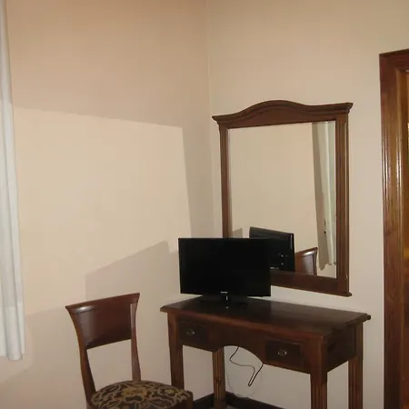 ゲストハウス オスタル グラナダ