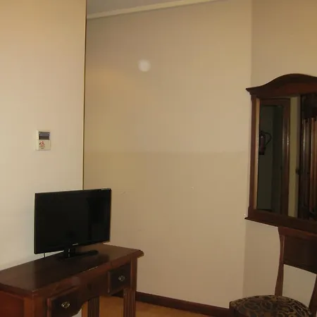 オスタル グラナダ サラマンカ