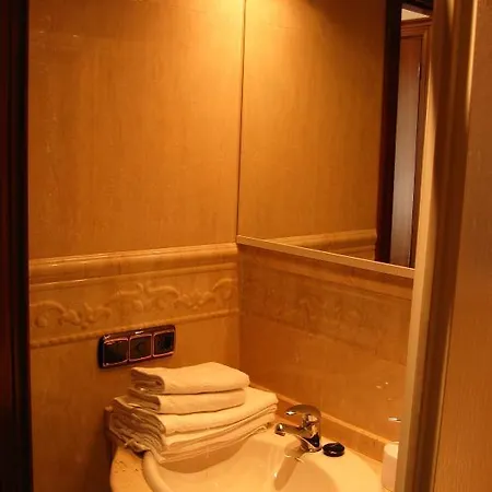 Granada بيت ضيافة 2*