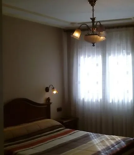 オスタル グラナダ ゲストハウス 2*