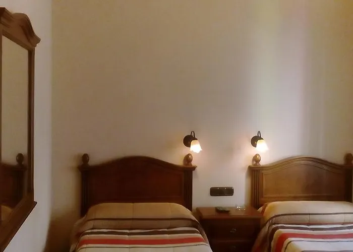 オスタル グラナダ サラマンカ