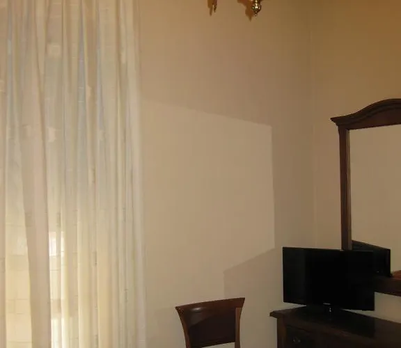 格拉纳达旅馆 2* 萨拉曼卡