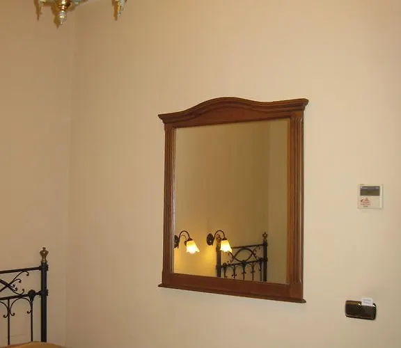 格拉纳达旅馆 招待所