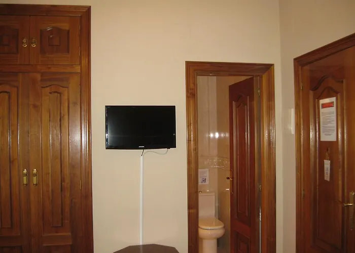 格拉纳达旅馆 2*