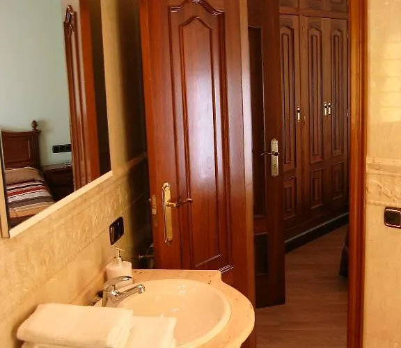 オスタル グラナダ 2* サラマンカ