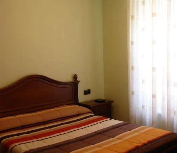 オスタル グラナダ ゲストハウス