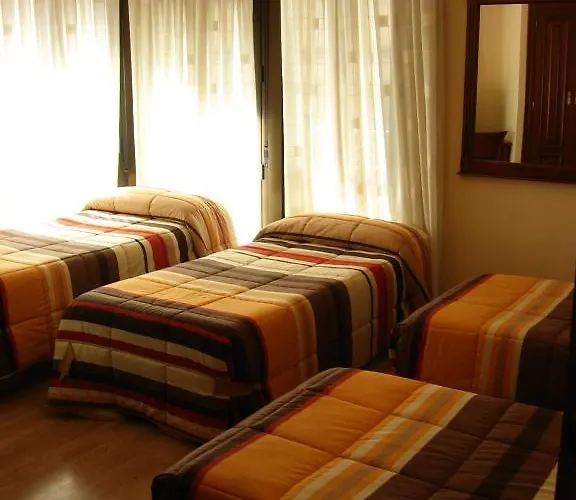 オスタル グラナダ ゲストハウス 2*