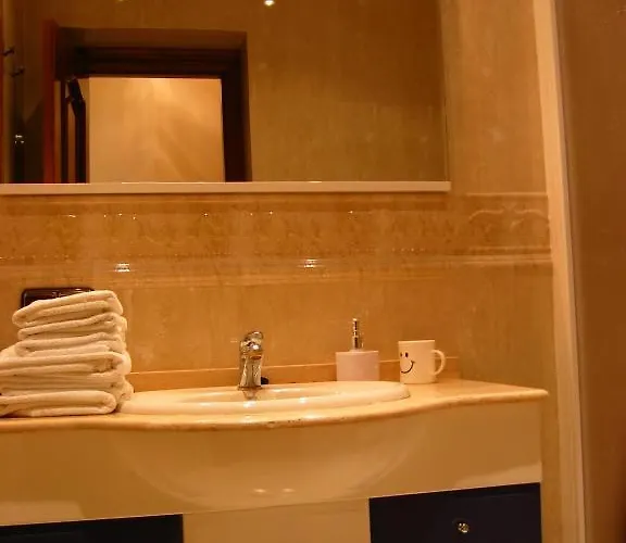 格拉纳达旅馆 2*