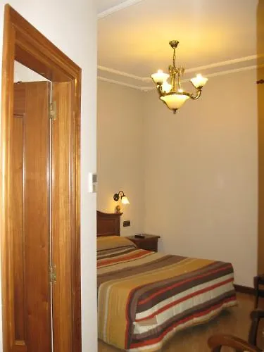 オスタル グラナダ ゲストハウス 2*